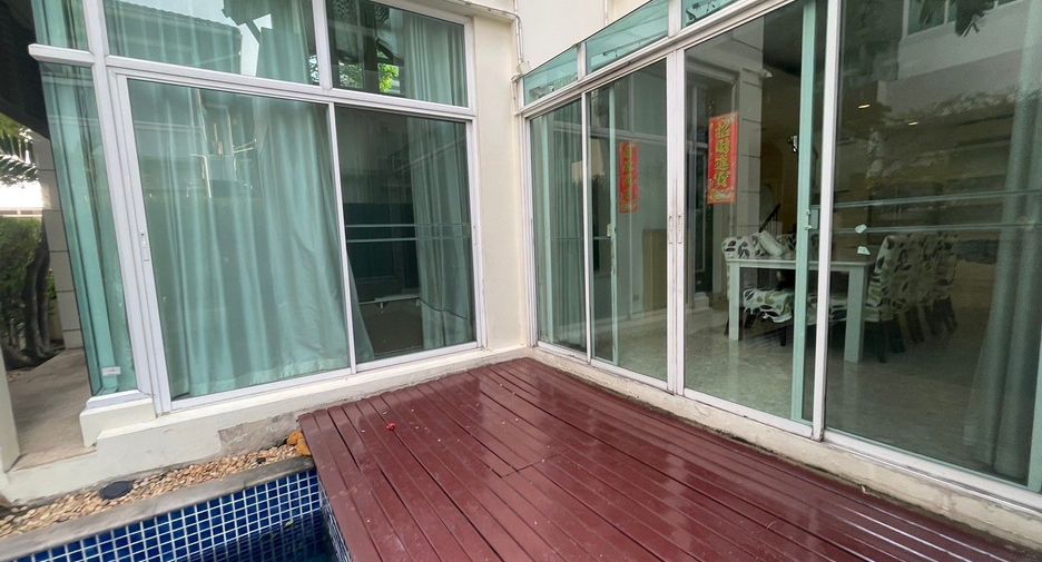 For sale 5 bedrooms condo in Khan Na Yao, Bangkok