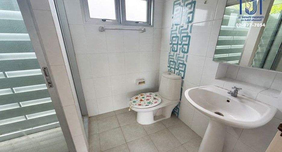 For sale 3 bedrooms house in Mueang Samut Prakan, Samut Prakan