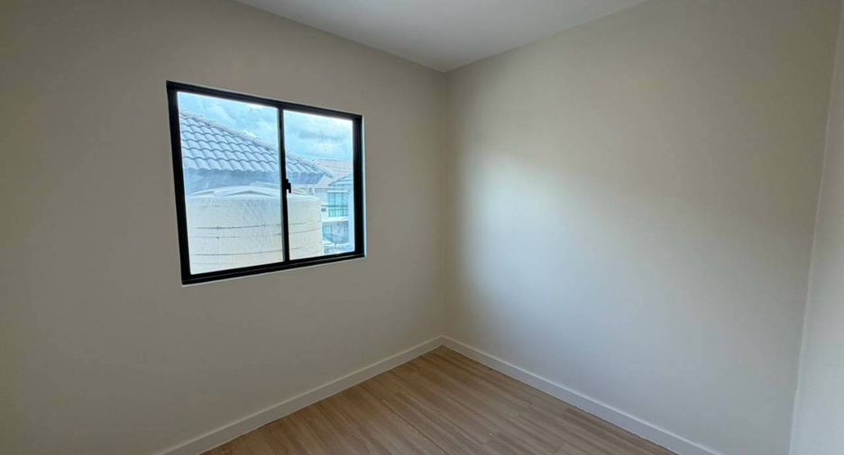 For sale 3 bedrooms townhouse in Kathu, Phuket