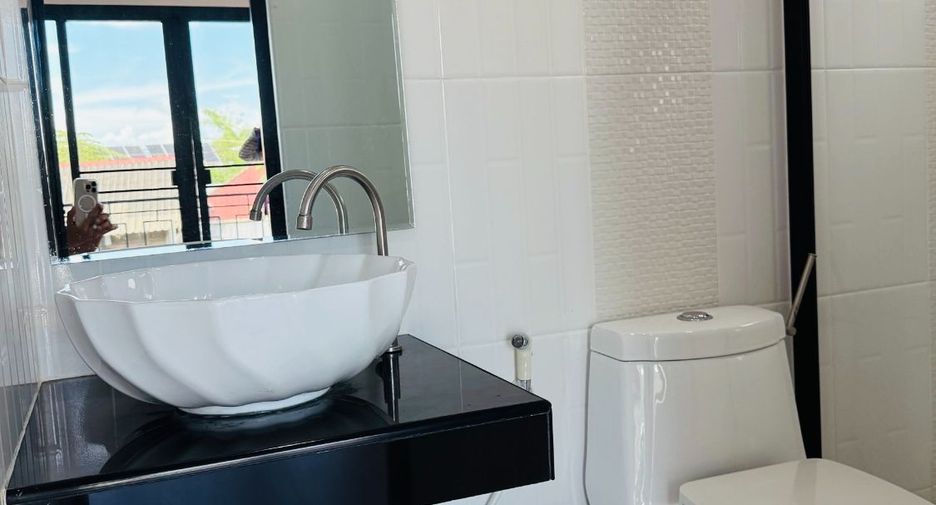 Haus zur Miete mit 3 Zimmer in San Sai, Chiang Mai