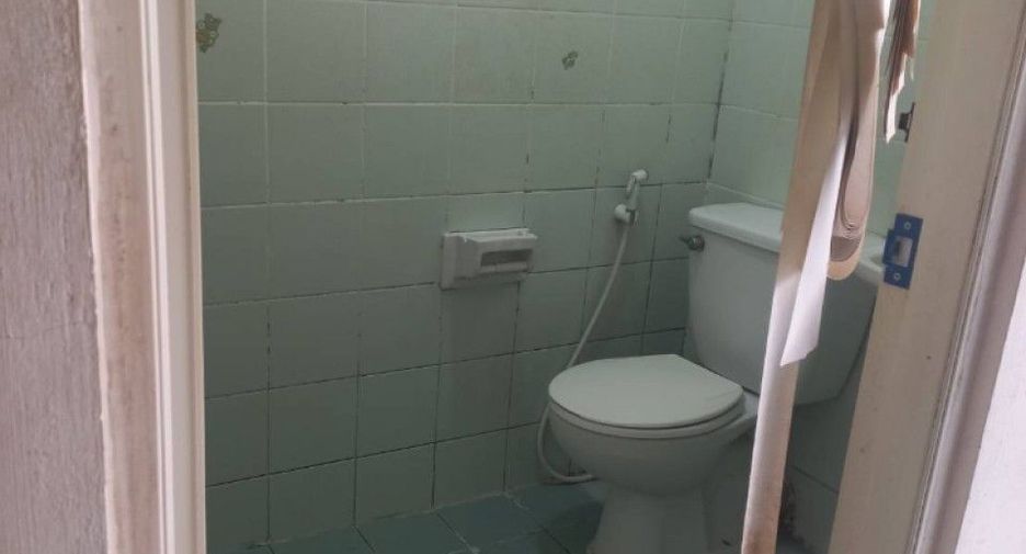 For sale 1 bed condo in Bang Sao Thong, Samut Prakan