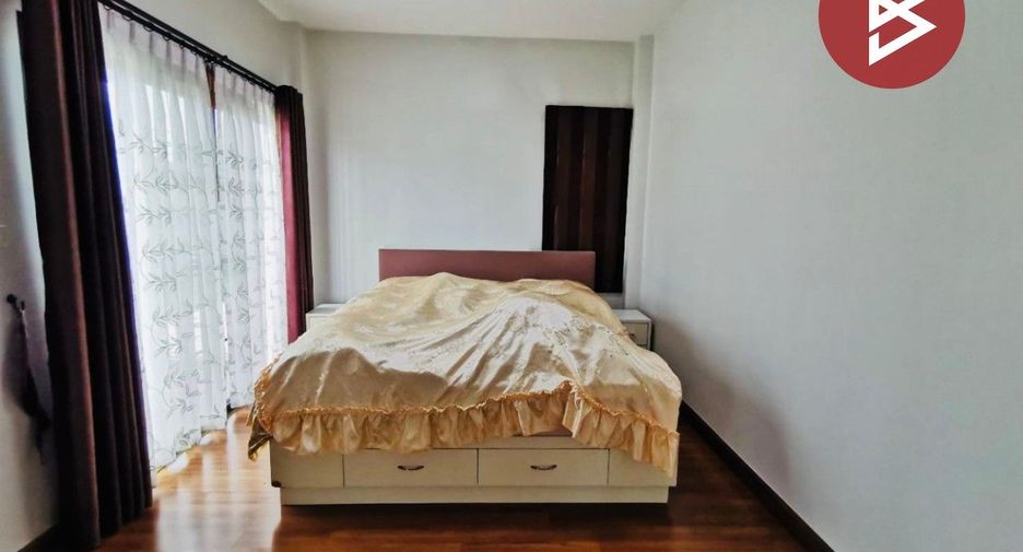 For sale 4 bedrooms house in Mueang Samut Sakhon, Samut Sakhon
