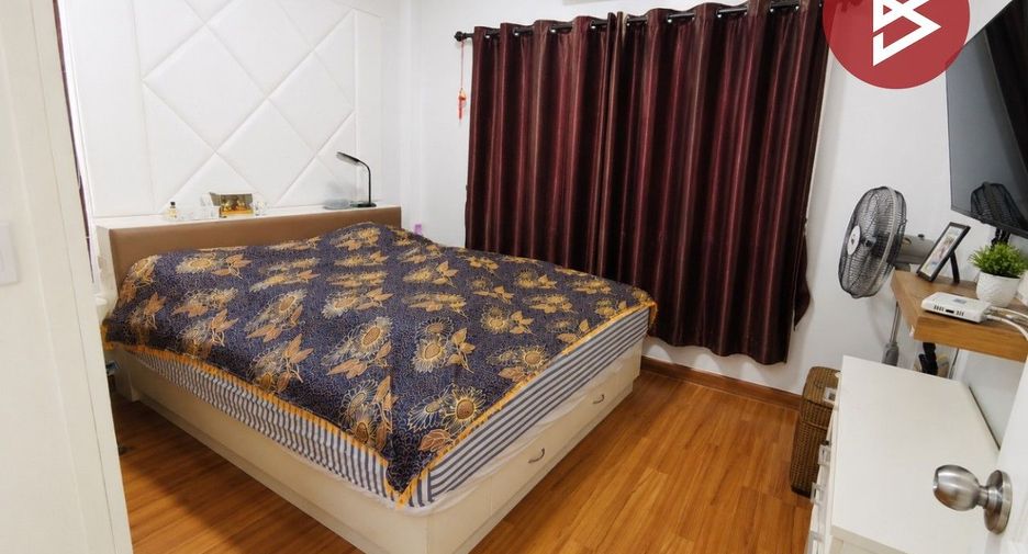 For sale 4 bedrooms house in Mueang Samut Sakhon, Samut Sakhon