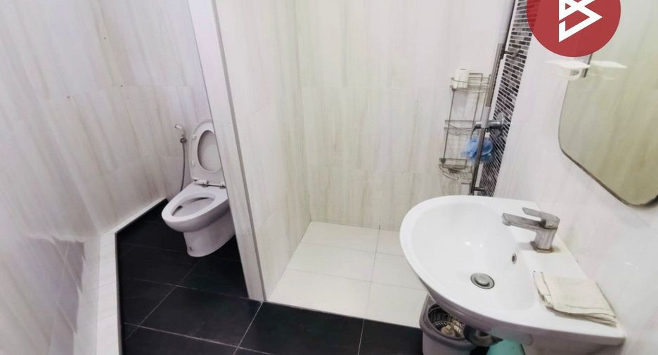 For sale 4 bedrooms house in Mueang Samut Sakhon, Samut Sakhon