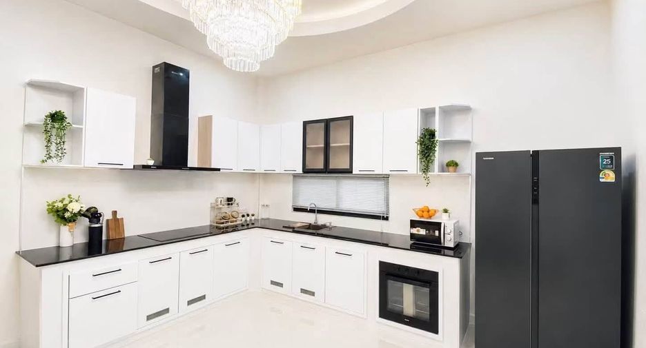 Villa zum Kauf mit 3 Zimmer in Bang Lamung, Chonburi