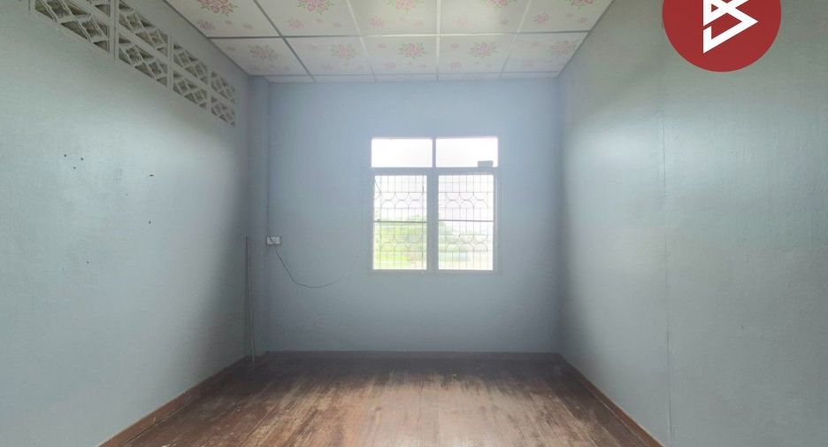For sale 2 bedrooms townhouse in Mueang Samut Songkhram, Samut Songkhram