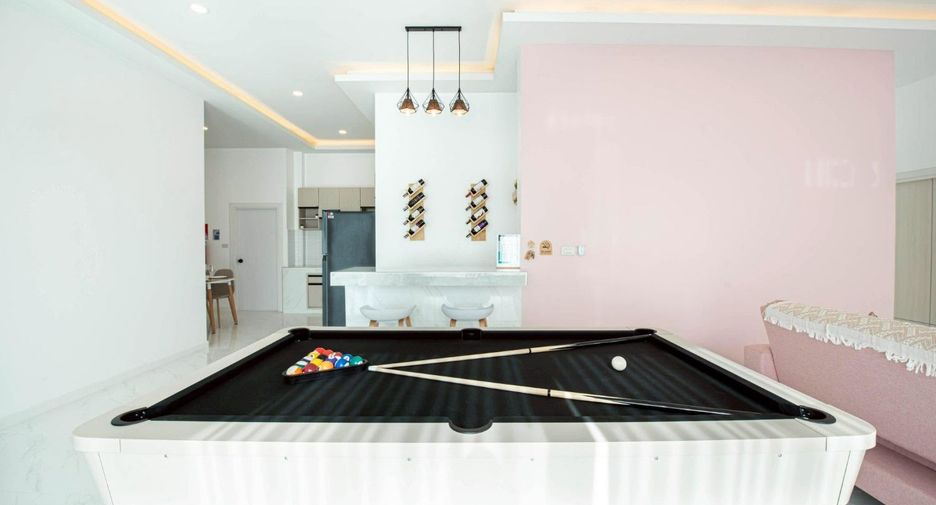 Villa en venta de 4 habitaciones en Huay Yai, Pattaya