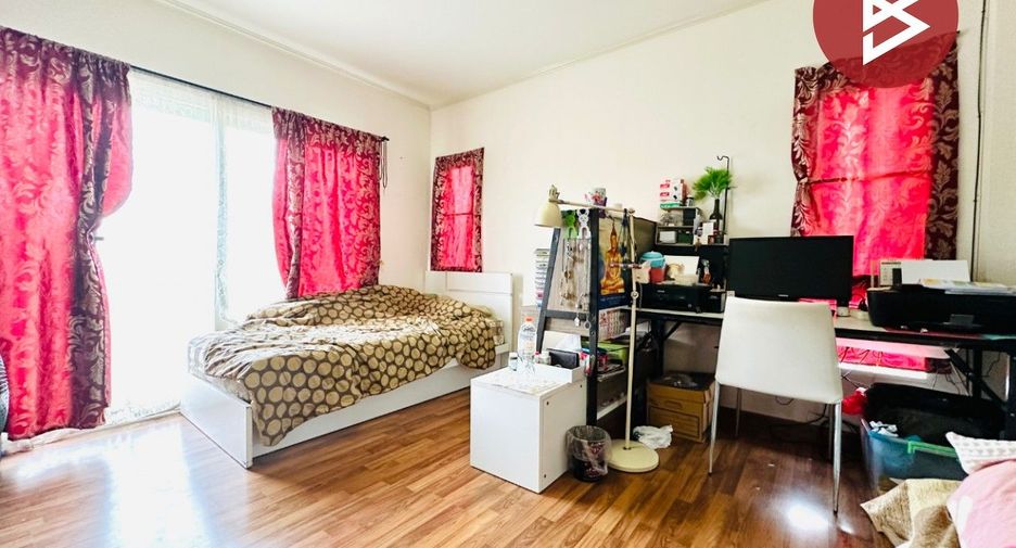 For sale 5 bedrooms house in Mueang Samut Sakhon, Samut Sakhon