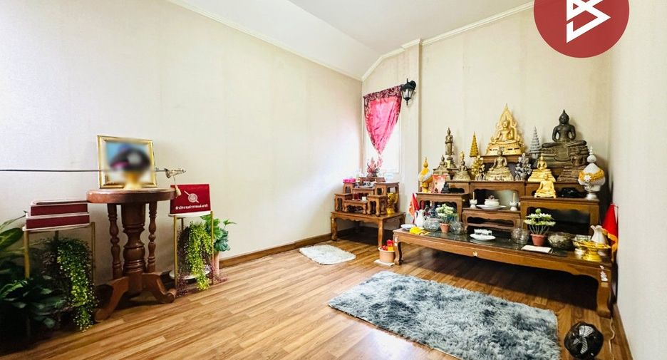 For sale 5 bedrooms house in Mueang Samut Sakhon, Samut Sakhon