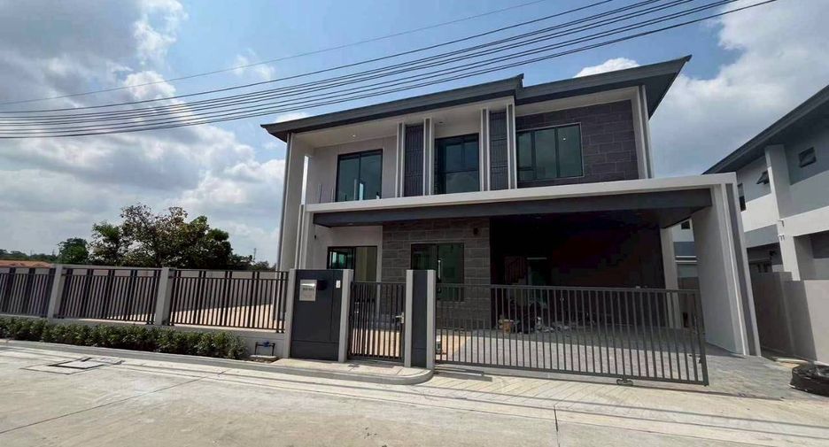 For sale 4 ベッドルーム house in Bang Lamung, Chonburi