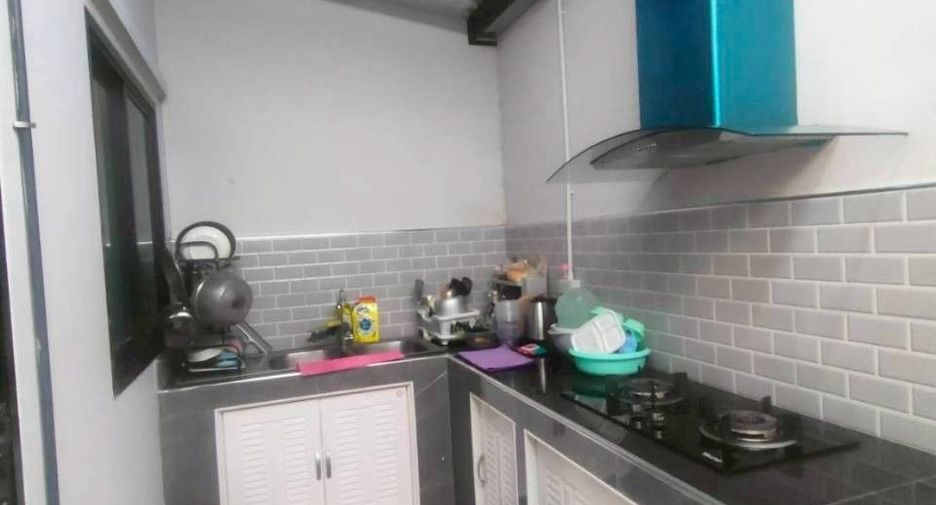Reihenhaus zum Kauf mit 4 Zimmer in Bang Pakong, Chachoengsao