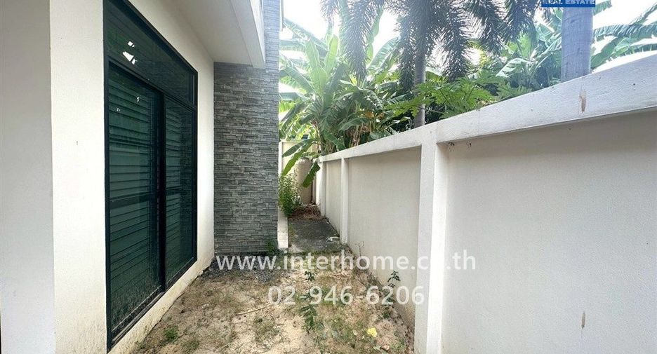 Casa adosada en venta de 3 habitaciones en Mueang Samut Prakan, Samut Prakan