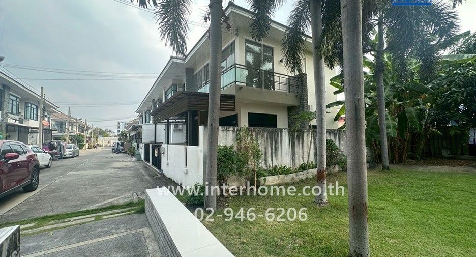 Casa adosada en venta de 3 habitaciones en Mueang Samut Prakan, Samut Prakan