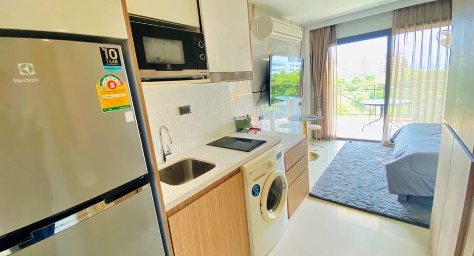 For sale 1 bed condo in Bang Lamung, Chonburi