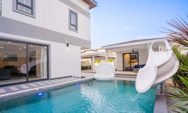 Villa zum Kauf mit 8 Zimmer in Jomtien, Pattaya