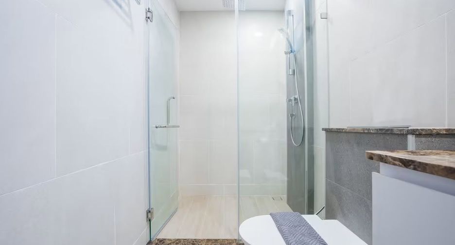Villa zum Kauf mit 8 Zimmer in Jomtien, Pattaya