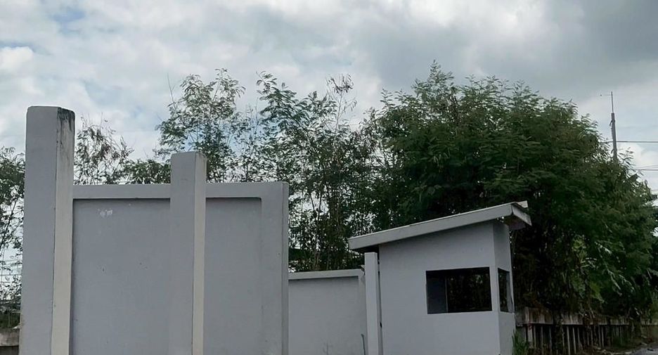 À vendre entrepôt à Sai Noi, Nonthaburi