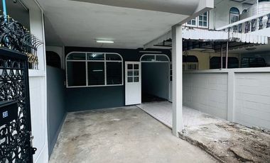 For sale 3 bedrooms townhouse in Mueang Nonthaburi, Nonthaburi