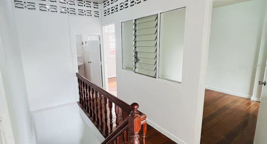 For sale 3 bedrooms townhouse in Mueang Nonthaburi, Nonthaburi