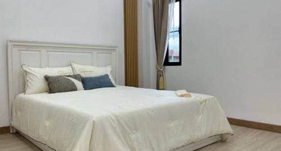 For rent 3 bedrooms villa in San Sai, Chiang Mai