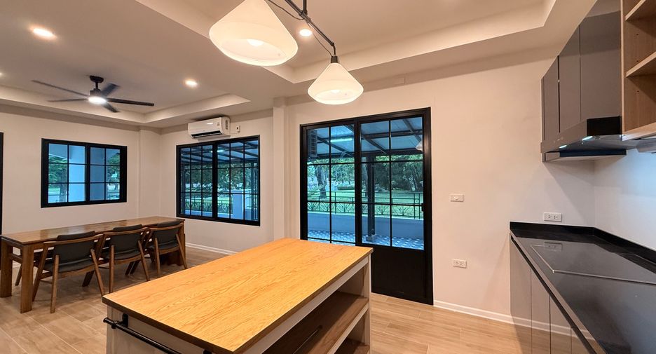 For rent 4 bedrooms house in San Sai, Chiang Mai