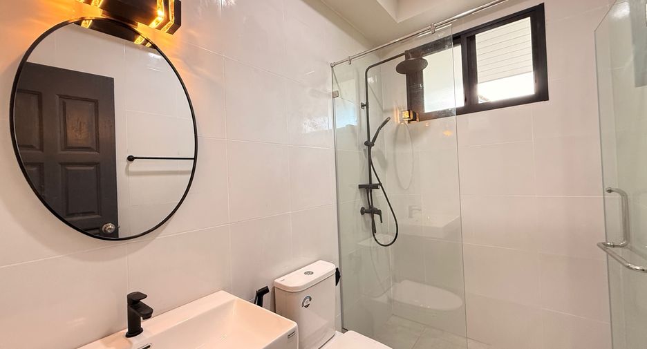 For rent 4 bedrooms house in San Sai, Chiang Mai