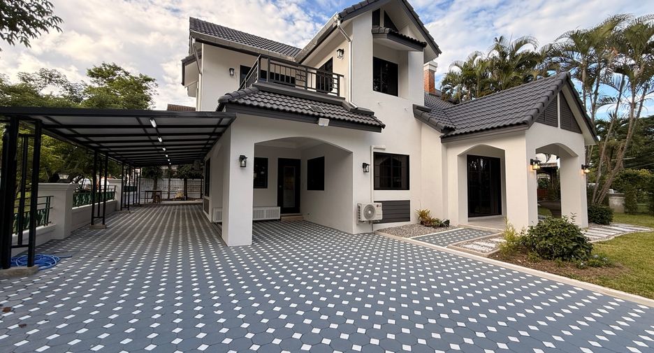 For rent 4 bedrooms house in San Sai, Chiang Mai