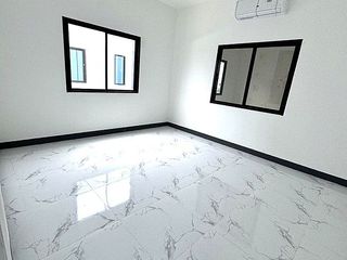 For rent 2 bedrooms warehouse in Khlong Luang, Pathum Thani