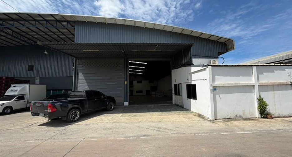 For rent 5 bedrooms warehouse in Khlong Luang, Pathum Thani