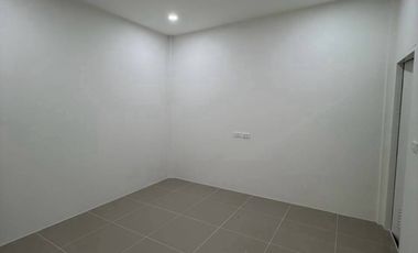For sale 2 bedrooms townhouse in Mueang Phuket, Phuket