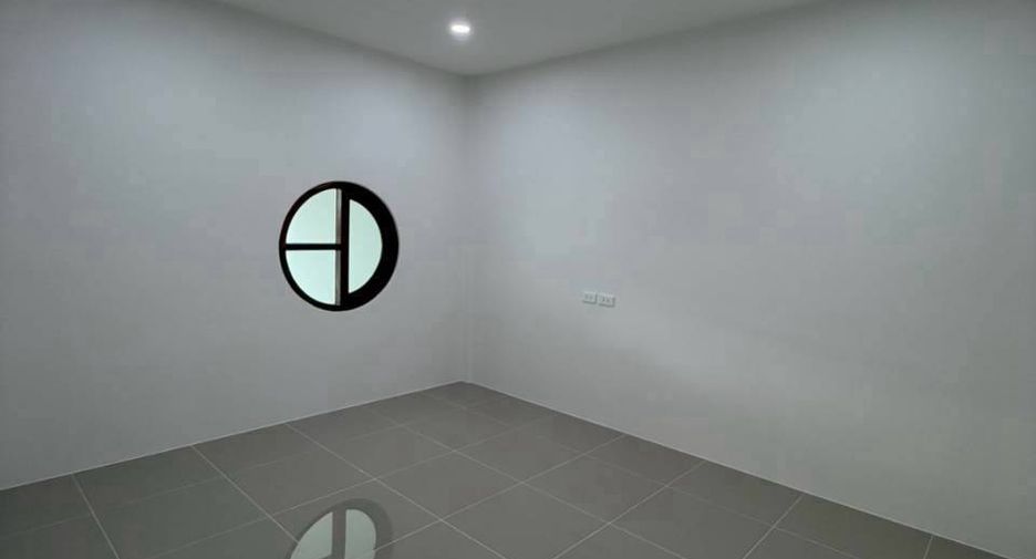 For sale 2 bedrooms townhouse in Mueang Phuket, Phuket
