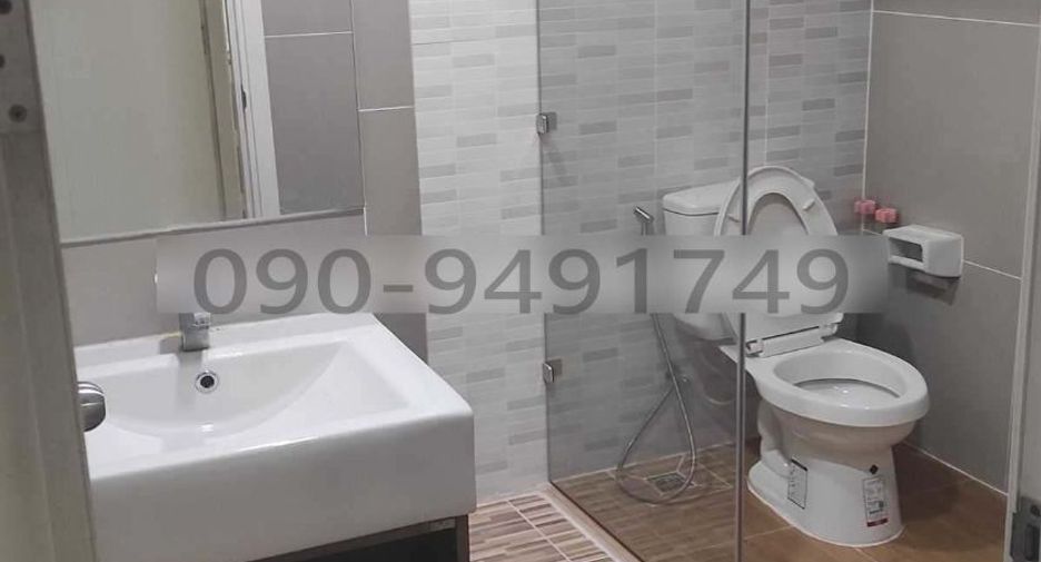 For sale 4 ベッドルーム townhouse in Saphan Sung, Bangkok