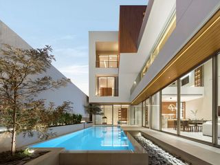 For sale 5 bedrooms house in Mueang Chiang Mai, Chiang Mai