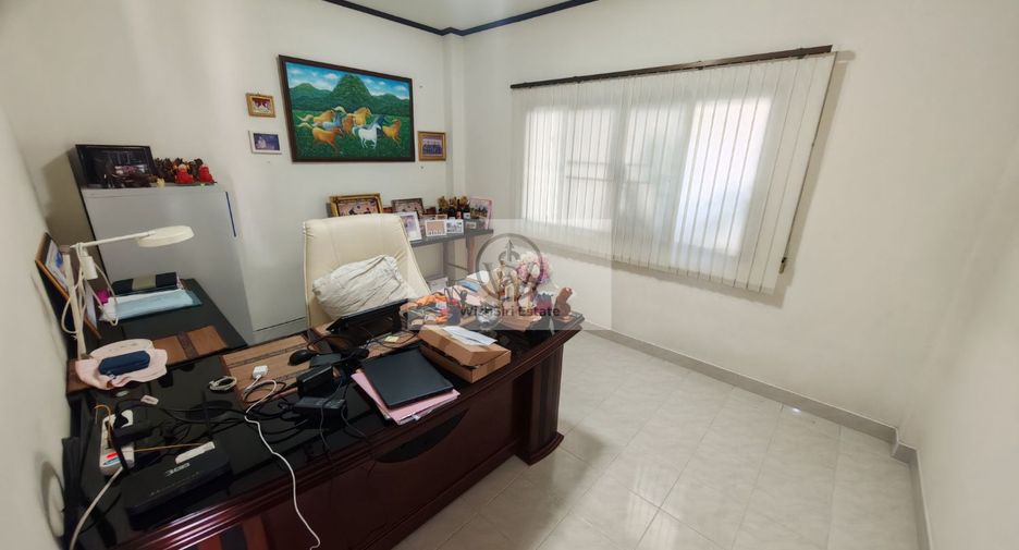 For sale 3 bedrooms house in Mueang Nonthaburi, Nonthaburi
