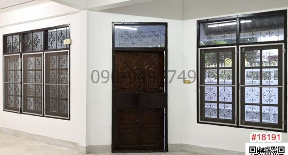 For rent 5 bedrooms townhouse in Din Daeng, Bangkok