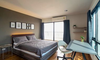 For rent 2 bedrooms condo in Chatuchak, Bangkok