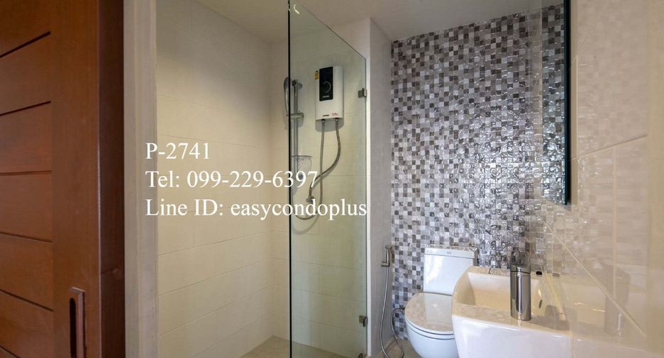 For rent 2 bedrooms condo in Chatuchak, Bangkok
