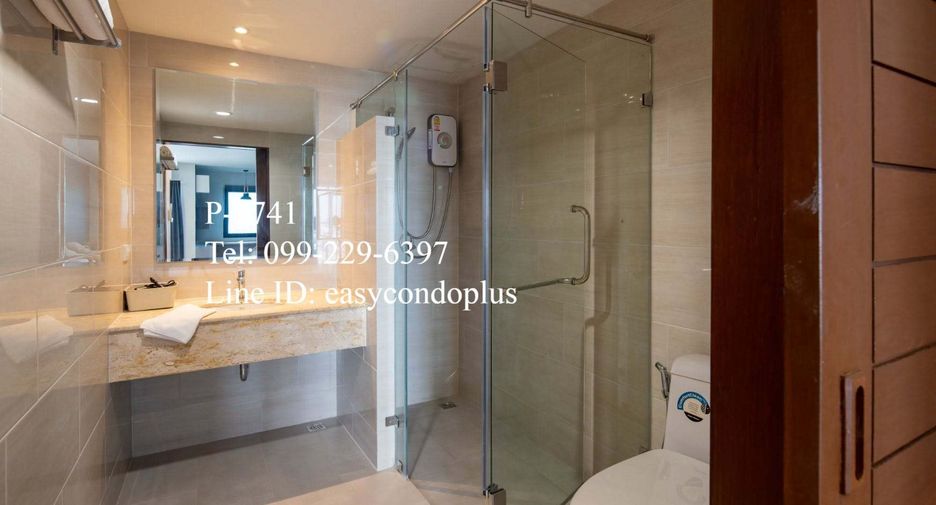 For rent 2 bedrooms condo in Chatuchak, Bangkok