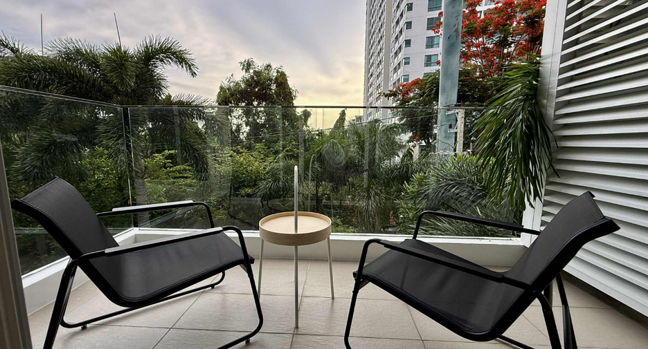 For sale 1 bed condo in Bang Lamung, Chonburi