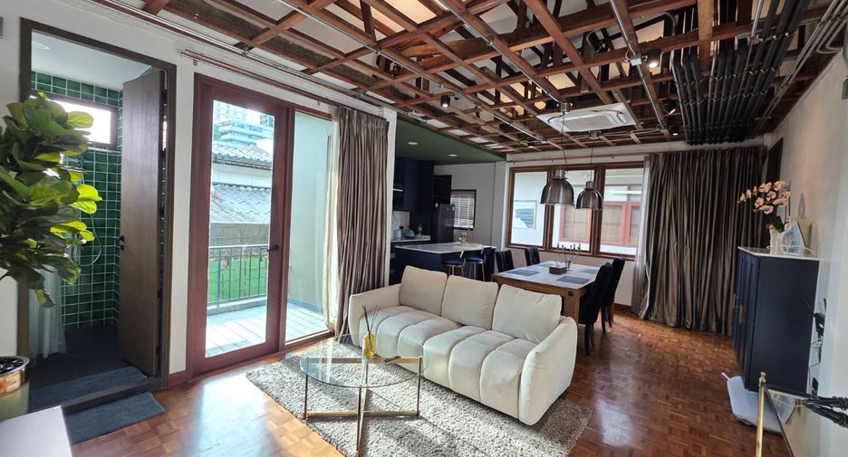 For rent and for sale 5 bedrooms retail Space in Watthana, Bangkok