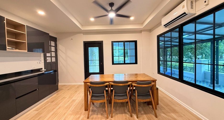 For rent 4 bedrooms house in Mae Rim, Chiang Mai