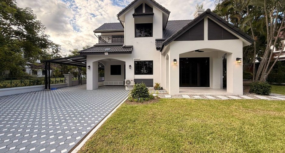 For rent 4 bedrooms house in Mae Rim, Chiang Mai