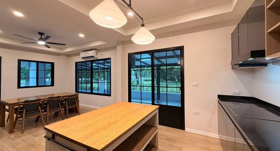 For rent 4 bedrooms house in Mae Rim, Chiang Mai