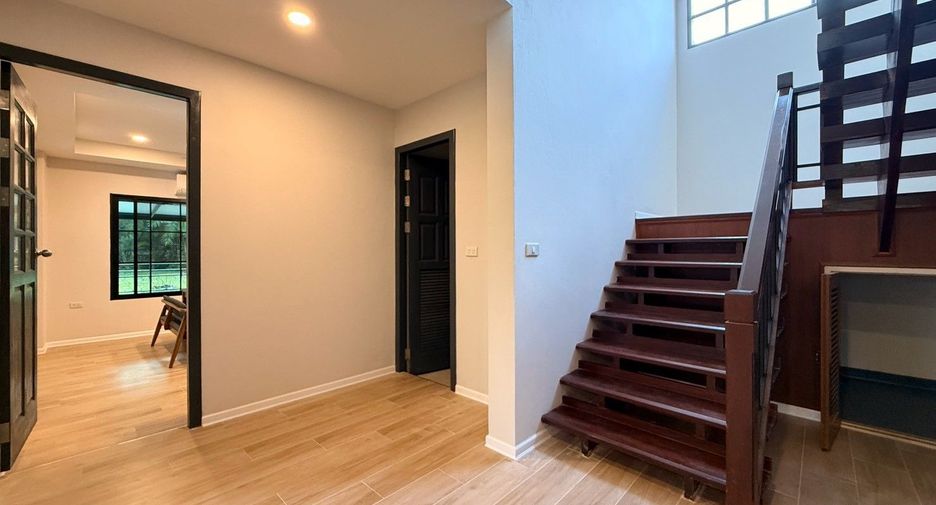 For rent 4 bedrooms house in Mae Rim, Chiang Mai