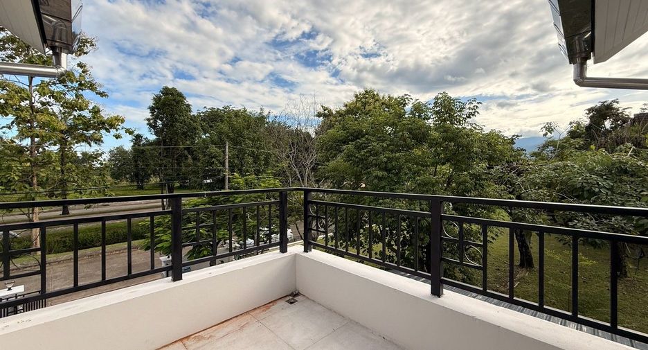 For rent 4 bedrooms house in Mae Rim, Chiang Mai