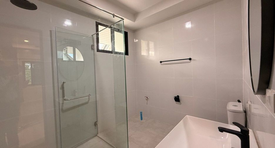For rent 4 bedrooms house in Mae Rim, Chiang Mai