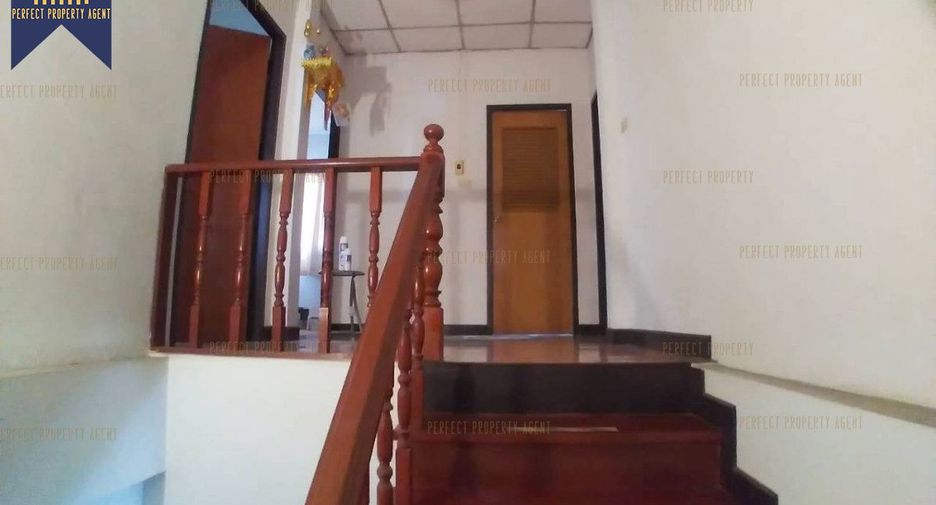 For sale 3 bedrooms house in Bang Bo, Samut Prakan