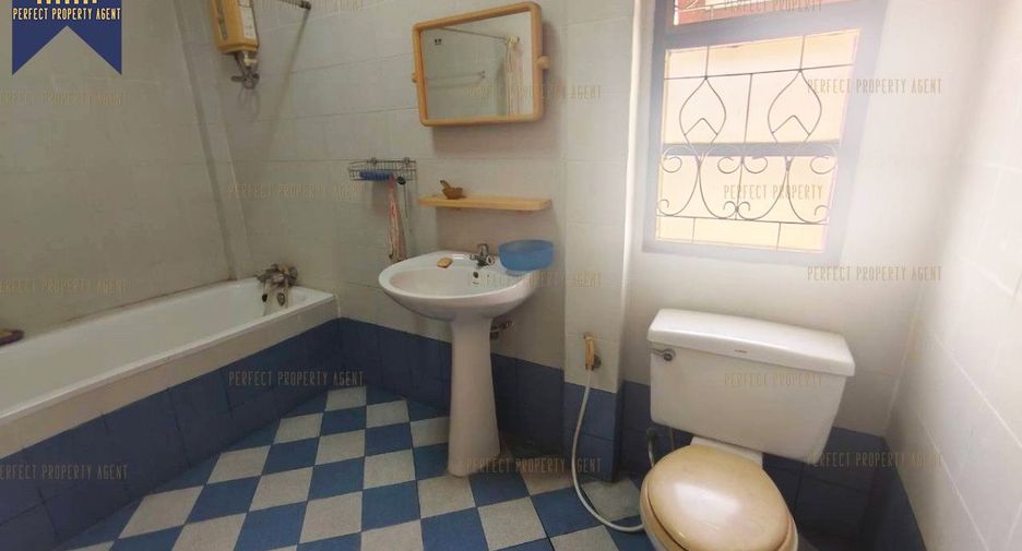 For sale 3 bedrooms house in Bang Bo, Samut Prakan