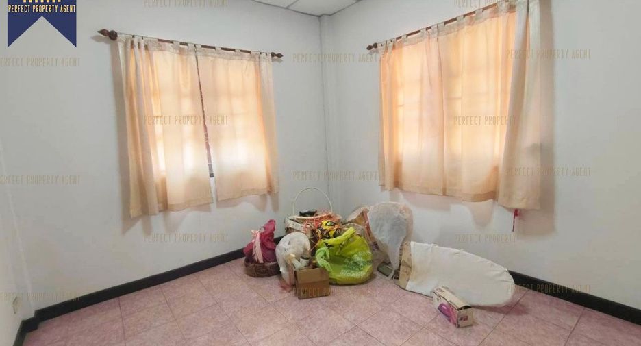 For sale 3 bedrooms house in Bang Bo, Samut Prakan