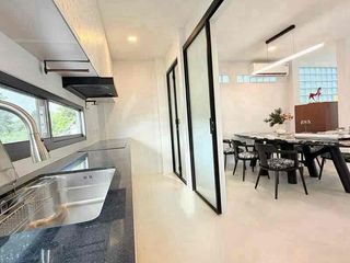 Villa en alquiler de 4 habitaciones en Na Jomtien, Pattaya